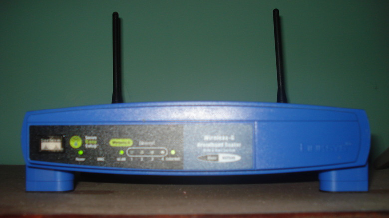 If you are using a wireless connection, check that your console is within range of your Wi-Fi router and there are no obstructions.
Restart your router or modem by unplugging it from power, waiting for 30 seconds, and then plugging it back in.